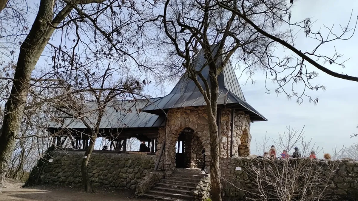 Családi körtúra az Árpád-kilátóhoz