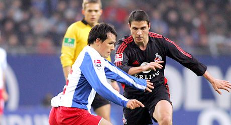 Szabics Imre (jobbra) nem az 1. FC Kölnt érintô balhékra, hanem inkább a futballra próbál koncentrálni