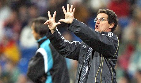 Fabio Capello mindent megmutat ? azt talán neki sem kell elhinni, hogy a bajnokságban végül nyolcadik lesz majd az újjáépülô Real Madrid