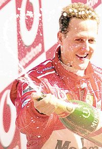 Schumi élete legszebb gyôzelmét aratta