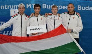 Az U16-os fiúcsapat: Buzonics Dominik, Fajta Péter, Velcz Zsombor és Gulyás István szövetségi edző