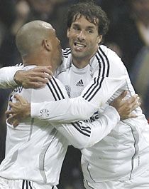 Ronaldo (balra) és Ruud van Nistelrooy lehet a Real Madrid gyôztes párja