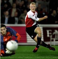 Dirk Kuyt a legutóbbi négy holland bajnokiján gólt szerzett, ha a Schalkénak is betalál, akár tovább is juthat a Feyenoord