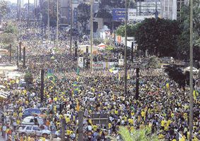 Sao Paulóban a miséket is késôbb kezdték &#8211; ki hallgatta volna a prédikációt?