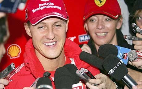 Michael Schumacher der?s hangulatban érkezett Szuzukába: szereti ezt a pályát, és nemcsak az itteni sikerei, hanem remek ritmusa miatt is