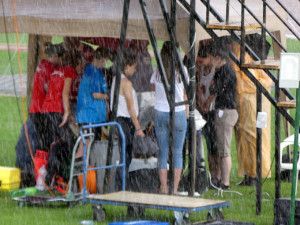 Nyugaton áztak, fáztak a résztvevők, óriási eső zúdult a verseny helyszínére Fotó: MASZ