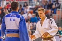 Farkas Bence (fehérben) ezüstéremmel térhetett haza Varsból Forrás: JudoInside