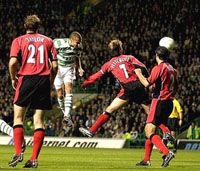 Larsson fejjel döntötte el a derbit