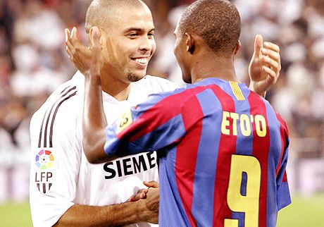 Ronaldo (balra) és Eto?o nemcsak a labdával, de szemlátomást egymással is jó barátságban van Ronaldo (balra) és Eto?o nemcsak a labdával, de szemlátomást egymással is jó barátságban van