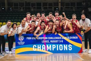 Pethő Ákos U18-as válogatottja is diadalmaskodott a maga Challenger-tornáján Léván Forrás: FIBA. Basketball
