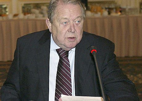 Lennart Johansson tavasszal jelentheti be, hogy ki rendezi a 2012-es Eb-t