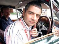 Rowan Atkinson jobban érezte magát a Jaguárban, mint a Miniben