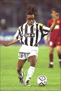 Edgar Davids: A képen még háttal a Romának