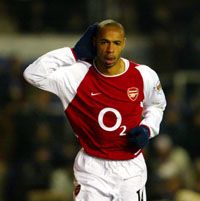 Thierry Henry elôször lesz a kontinens legjobb góllövôje