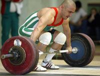 Farkas Zoltán (képünkön), csakúgy mint 2000-ben, ezúttal is legyôzte 69 kilóban a címvédô, négyszeres bajnok Molnár Gábort (Fotó: Meggyesi Bálint)