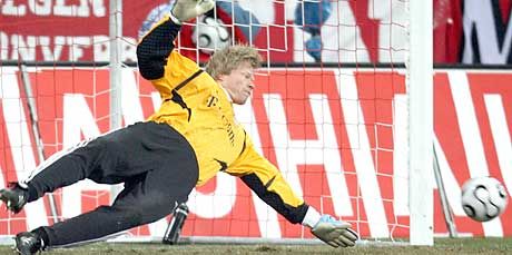 Oliver Kahn ugyan két gólt is kapott, mégis a Bayern ünnepelhetett