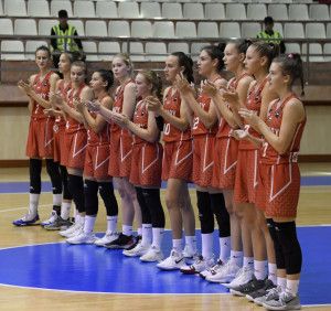 Megtörik-e az átkot az U16-os kosaraslányok? Forrás: wbasket.hu