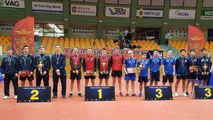 Az ifjúsági fiúk csapatversenyének dobogósai, második helyen az András, Both, Juhász trió Forrás: MOATSZ