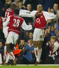 Thierry Henry (jobbra) lehet az Arsenal&#8211;Chelsea londoni kupaderbi kulcsfigurája