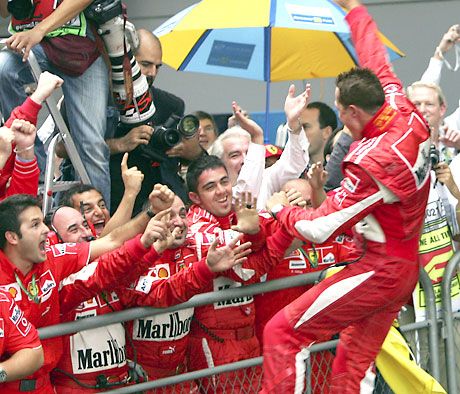 A csapat, amely annyit segített: Michael Schumacher sohasem felejti el megköszönni, amit érte tettek