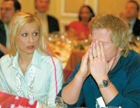 Nehéz lenne eldönteni, hogy Kahn mit sirat jobban: az elúszott bajnoki aranyat, vagy a tönkrement kapcsolatát…