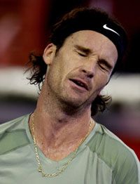 Moyá közel járt Sanghajhoz, nagyon közel – fájdalom, lehet, hogy mégis lemarad (Fotó: Reuters/Sergio Pérez)