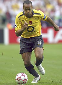 Thierry Henry az elmúlt idényben a BL-döntôbe vezette az Arsenalt, ebben a szezonban a Premier League-re koncentrálna