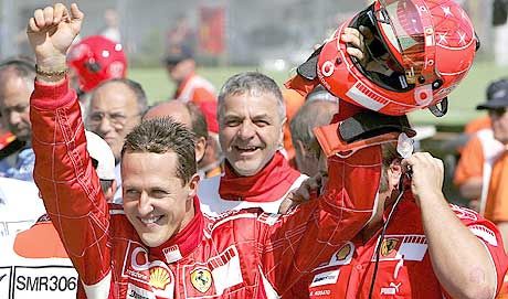 Michael Schumacher ráér a rekordjaival foglalkozni, most az a legfôbb célja, hogy gyôzelemre váltsa rajtelsôségét