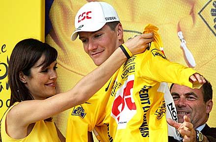 Az amerikai Zabriskie jutalma a sárga trikó &#8211; a CSC fiatalja egy éven belül mindhárom nagy körversenyen nyert szakaszt