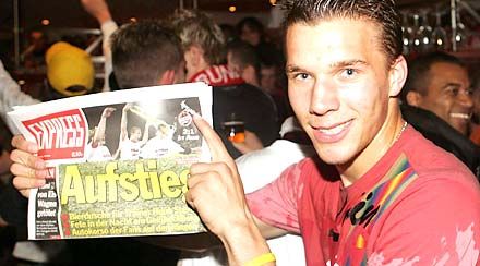 Podolski 20 gólnál tart az idényben