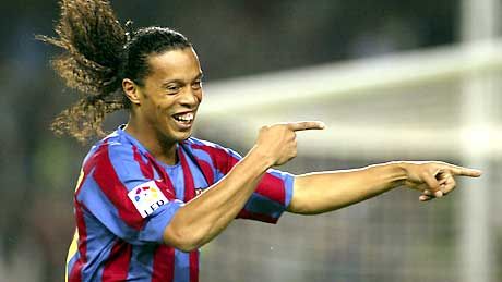 Az aranylabdás Ronaldinho a 16. gólját jegyezte a 2005?2006-os bajnoki idényben