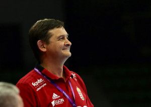Golovin Vlagyimir szövetségi edző eddig elégedett, de a középdöntőre még jobban felpörgetné a csapatát Fotó: Cseh Péter/MKSZ