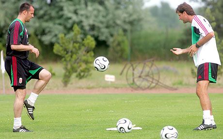 Király Gábort a bajnokságban sikeresen szereplô Újpest kapusedzôje, Brockhauser István dolgoztatta meg Dunavarsányban