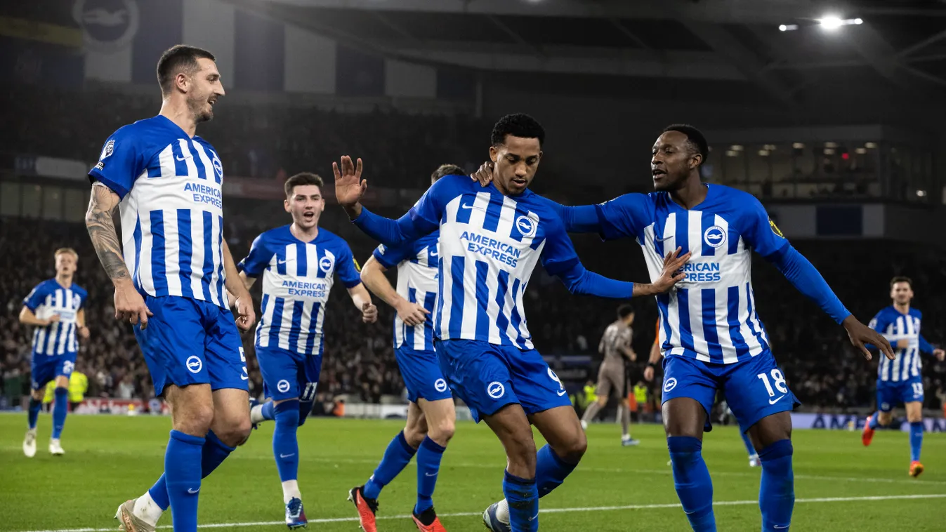 Brighton & Hove Albion v Tottenham Hotspur - Premier League