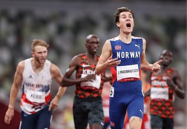 2021: olimpiai csúcsot futva nyerte meg az 1500 métert a tokiói játékokon
