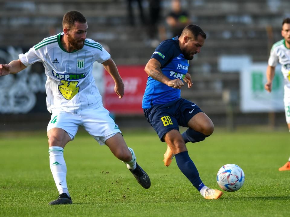 Nagy Richárd (88) óriási szabadrúgásgólja egy pontot ért a balatoniaknak (Fotó: BFC Siófok)