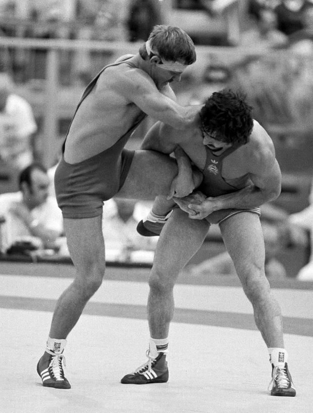 Kovács István és a lengyel Henryk Mazur(balra) küzdelme az 1980-as moszkvai olimpián (Fotó: MTI)