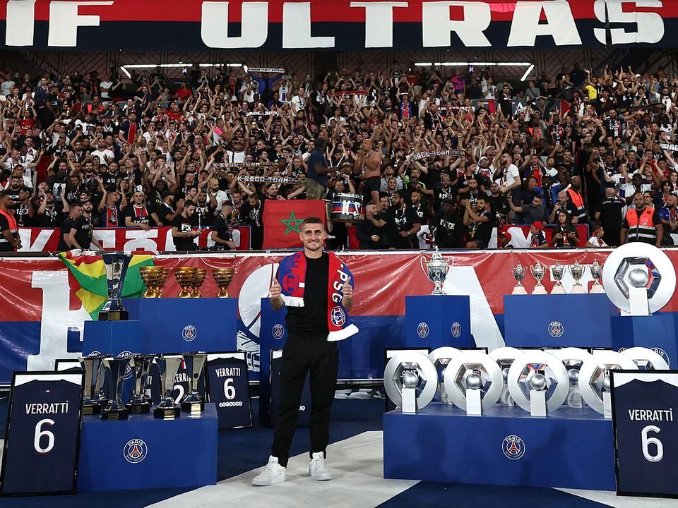 Marco Verratti trófeák között búcsúzott (Fotó: AFP)