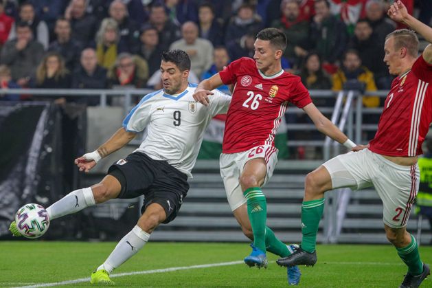 A Puskás Aréna nyitó mérkőzésén nem játszott Willi Orbán, Uruguay Luis Suárezzel 2–1-re nyert (FOTÓ: TÖRÖK ATTILA)