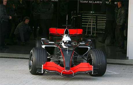 Fernando Alonso bemutatkozott a McLarennél a jerezi tesztelésen