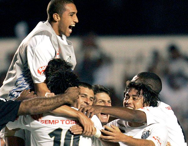 A Santos 2-0-ra verte a Sao Caetanót és megnyerte a paulista bajnokságot