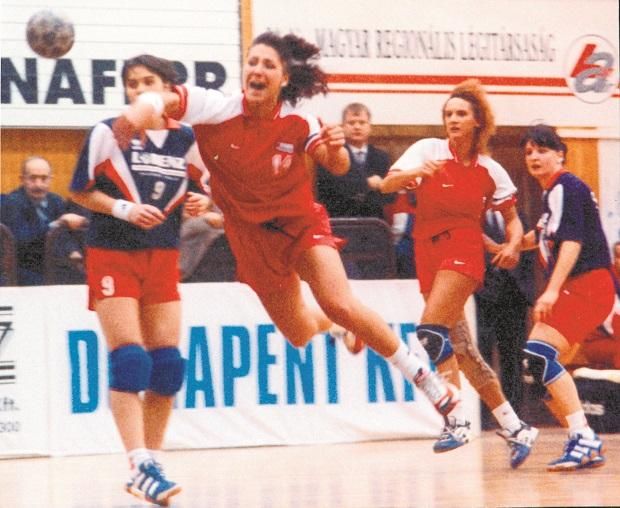 1999: Dunaferr-mezben (a Valcea ellen) útban a Bajnokok Ligája-győzelem felé (Fotó: Nemzeti Sport)