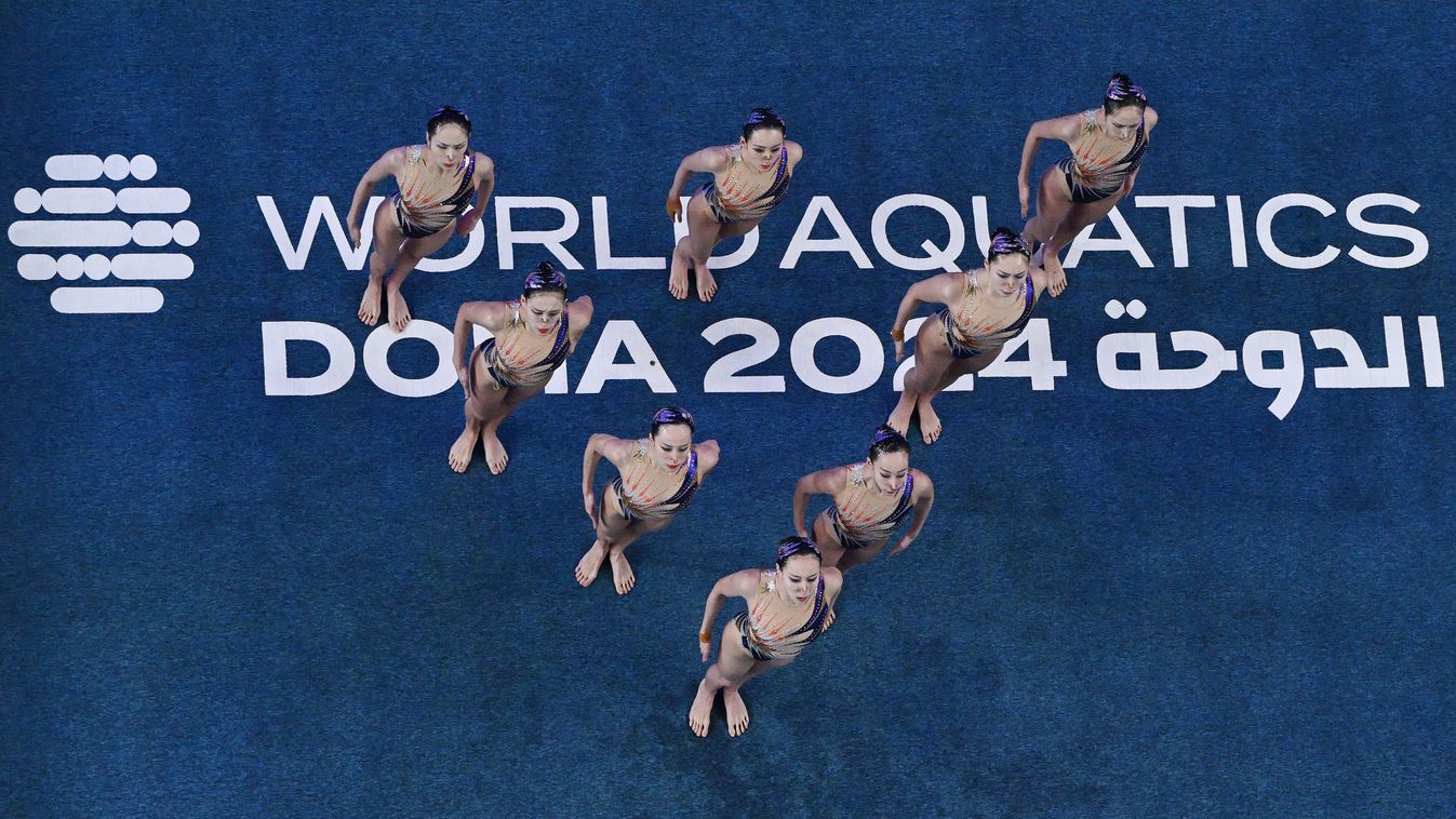 Doha 2024 World Aquatics Championships - Day 3: Artistic Swimming