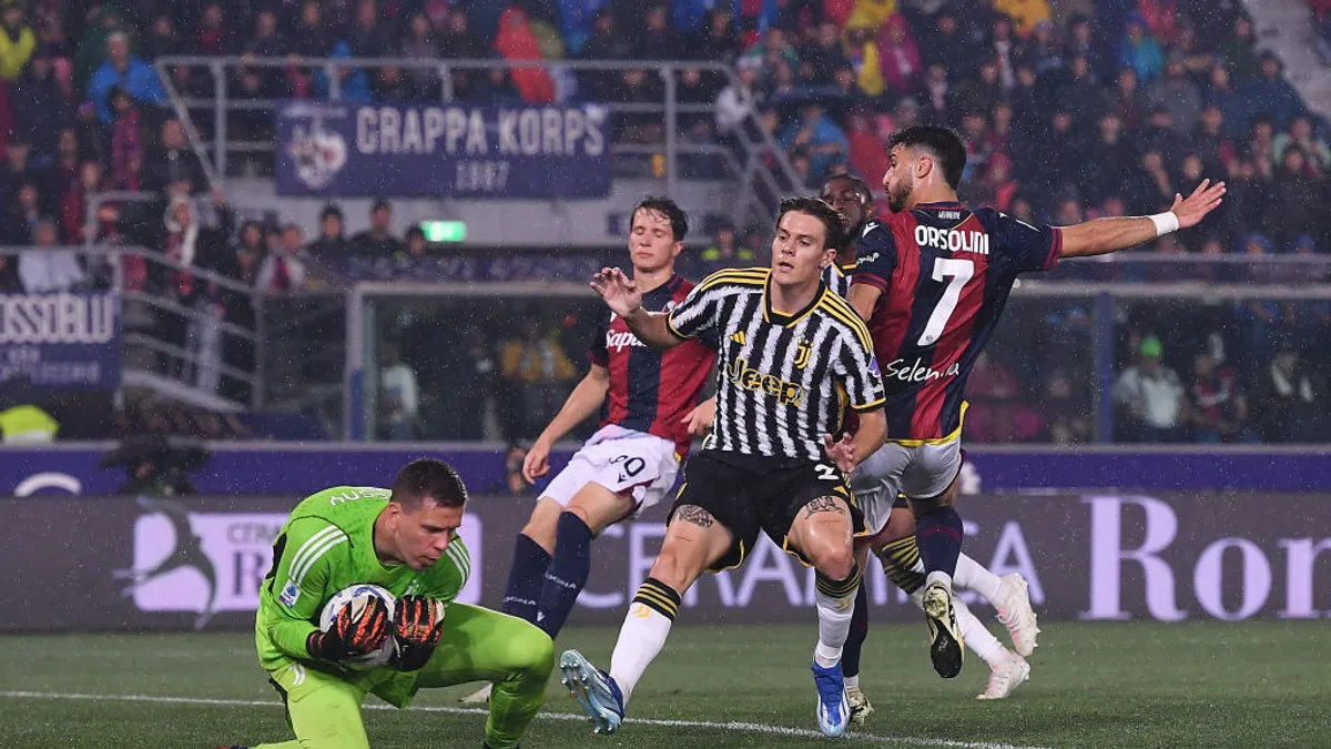 Juventus received three in Bologna in ten minutes – the battle for bronze continues to be open