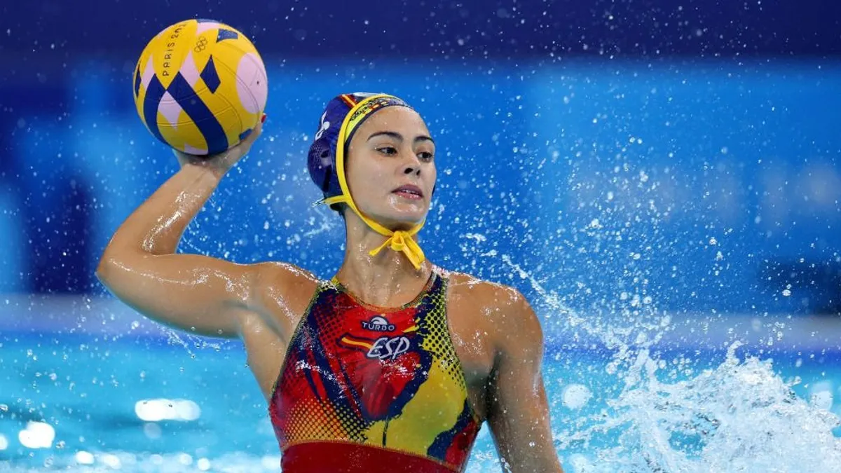 In women's water polo, the semi-finals will be played between Australia and the United States and Spain and the Netherlands.