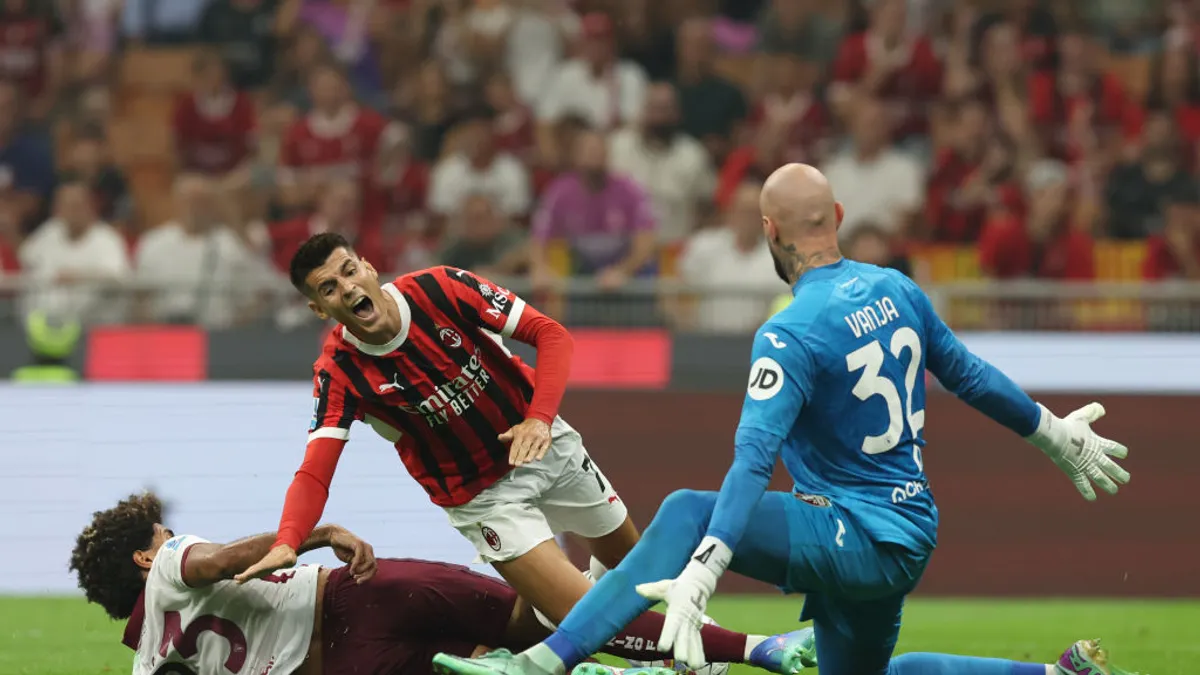 Milan saved a point against Torino with goals scored in the 89th and 95th minutes