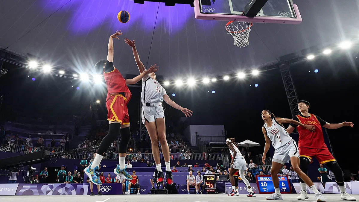 Two-time world champions the United States beat China on Saturday to reach the Olympic semifinals in women's 3×3 basketball.