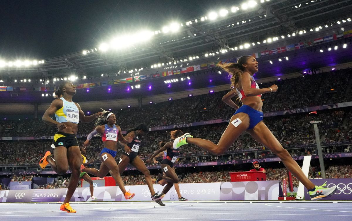 Athletics - Women's 200m Final