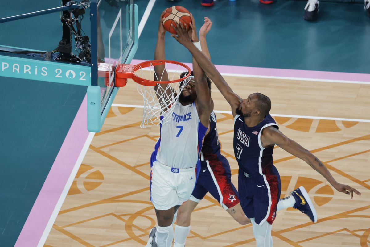 Olympics: Basketball - men's gold medal match: France v United States