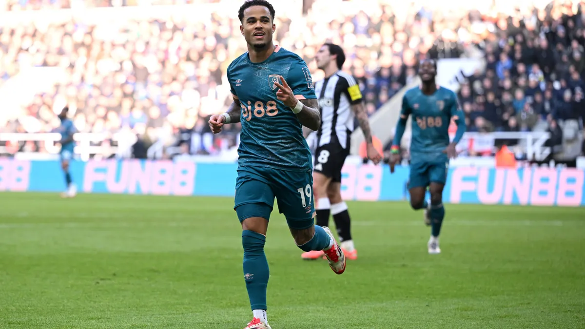 Kerkez pazar gólt lőtt, Kluivert mesterhármast szerzett, a Bournemouth kiütötte a Newcastle-t!